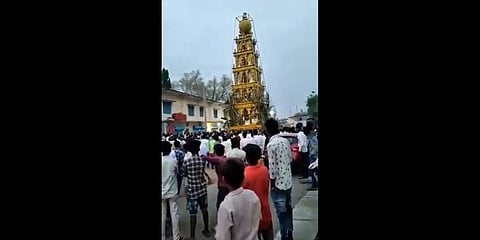 ഹോട്ട്സ്പോട്ടിൽ ലോക്ക്ഡൗൺ ലംഘിച്ച് രഥോത്സവം; പങ്കെടുത്ത് ആയിരങ്ങള് (വീഡിയോ)