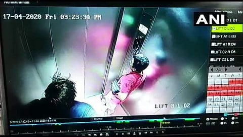 ലിഫ്റ്റില് തുപ്പി; രണ്ട് വിദേശികള്ക്കെതിരെ കേസ്