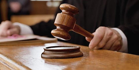 കോടതികള് ഇന്ന് തുറക്കും ; മുറിയില് ജഡ്ജി അടക്കം പത്തുപേര് മാത്രം ; പ്രവര്ത്തനത്തിന് മാര്ഗരേഖ