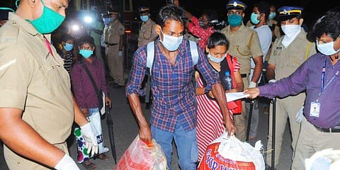 എല്ലാവരെയും തിരിച്ചയയ്ക്കേണ്ട, നിര്ബന്ധം പിടിക്കുന്നവരെ മാത്രം; സഹായം തുടര്ന്നും നല്കുമെന്ന് സര്ക്കാര്