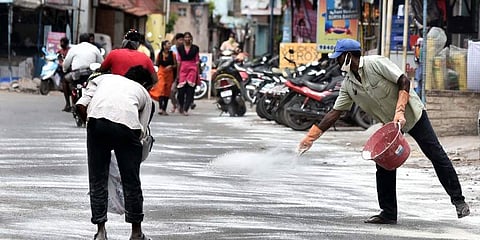തമിഴ്നാട്ടിൽ ഒറ്റ ദിവസത്തെ ഏറ്റവും ഉയർന്ന മരണ നിരക്ക്; കർണാടകയിൽ രോഗികളുടെ എണ്ണത്തിൽ വർധനവ്