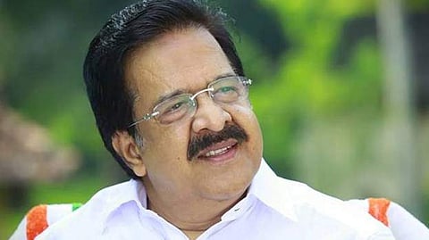 കേന്ദ്ര-സംസ്ഥാന സര്ക്കാരുകള് പ്രവാസികളെ വഞ്ചിക്കുന്നു; രമേശ് ചെന്നിത്തലയുടെ ഏകദിന ഉപവാസം ഇന്ന്