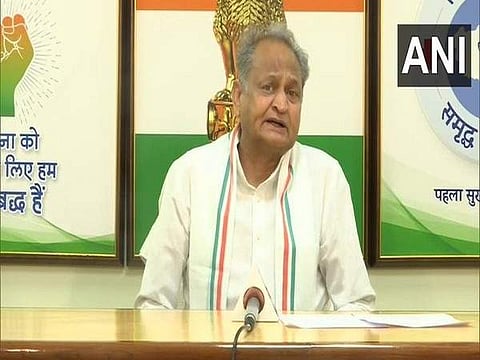 രാജസ്ഥാനില് ഭരണ പ്രതിസന്ധി? എംഎല്എമാരുടെ അടിയന്തര യോഗം വിളിച്ച് മുഖ്യമന്ത്രി അശോക് ഗെഹ്ലോട്ട്