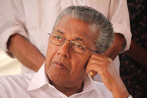 ഒഴിയാത്ത ധര്മ്മസങ്കടങ്ങള്; ആരെപ്രതി പിണറായി?