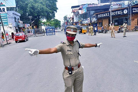 സമ്പർക്കത്തിലൂടെ കോവിഡ് കുത്തനെ കൂടി; തിരുവനന്തപുരം നഗരസഭാ പരിധിയിൽ ലോക്ക്ഡൗൺ നീട്ടി