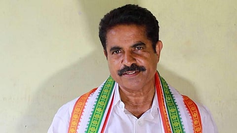 റഹീമിന്റെ ഇടപെടല് സംശയകരം ; എസ്പി സിപിഎമ്മിന്റെ വക്താവായി ; ഇരട്ടക്കൊലയില് സിബിഐ അന്വേഷണത്തിന് വെല്ലുവിളിച്ച് അടൂര് പ്രകാശ്