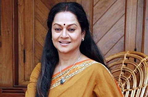 നടി സെറീന വഹാബിന് കോവിഡ് , ചികിൽസയിൽ
