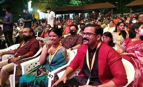അന്നബെന്നും ജയസൂര്യയും ചലച്ചിത്ര അവാര്ഡ് വേദിയില്
