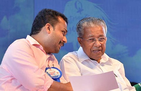 വികെ പ്രശാന്ത് പിണറായി വിജയനൊപ്പം/ഫയല്