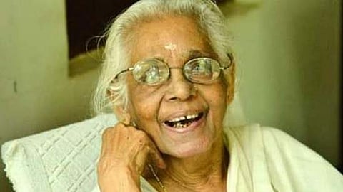 തോപ്പില് ഭാസിയുടെ ഭാര്യ അമ്മിണി അമ്മ