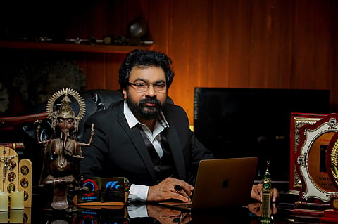 മോന്സന് / ഫെയ്സ്ബുക്ക് ചിത്രം