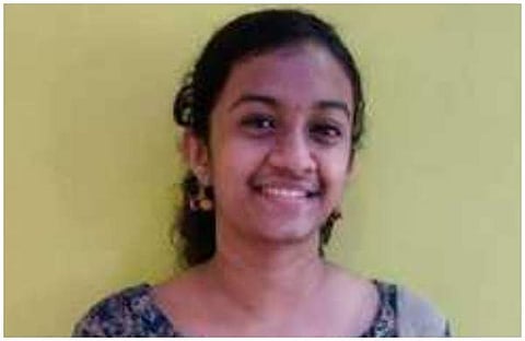 മൂന്നുമാസം മുന്പ് അച്ഛന് മരിച്ചു; ഇപ്പോള് ദേവനന്ദയും വിട്ടുപിരിഞ്ഞു, വേര്പാടില് വിതുമ്പി ചെറുവത്തൂര്