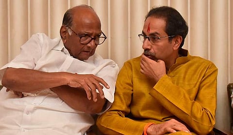 ഉദ്ധവ് താക്കറെ, ശരദ് പവാര്/പിടിഐ