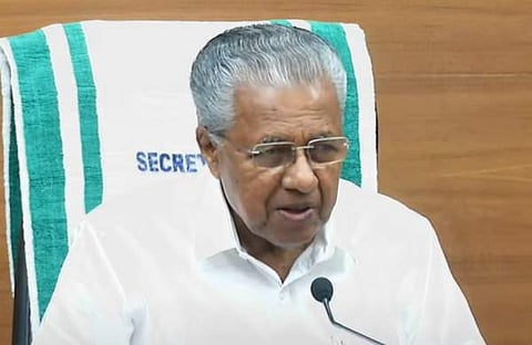 മുഖ്യമന്ത്രി പിണറായി വിജയന് മാധ്യമങ്ങളോട്, ടിവി ദൃശ്യം