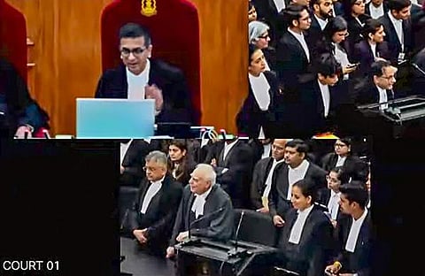 സ്വവര്ഗ വിവാഹ കേസില് ചീഫ് ജസ്റ്റിസ് ഡിവൈ ചന്ദ്രചൂഡ് വിധി പറയുന്നു/വിഡിയോ ദൃശ്യം
