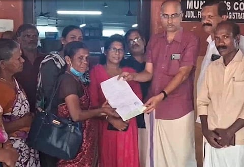 കുടുംബസ്ഥലം ലീലയ്ക്ക് വിട്ടുനൽകി/ ടെലിവിഷൻ സ്ക്രീൻഷോട്ട്
