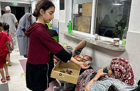 അല് ശിഫ ആശുപത്രിക്കുള്ളിലെ ദൃശ്യം/ ഫോട്ടോ: എഎഫ്പി