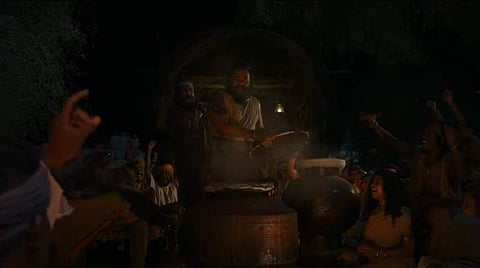 മലൈക്കോട്ടൈ വാലിബനിലെ ആദ്യ ഗാനത്തിൽ നിന്ന്/ വിഡിയോ സ്ക്രീൻഷോട്ട്