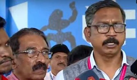 ചലച്ചിത്ര അക്കാദമി ഭരണസമിതി അംഗങ്ങള് വാര്ത്താ സമ്മേളനം നടത്തുന്നു