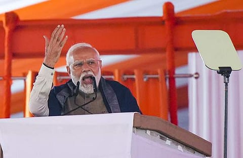 പ്രധാനമന്ത്രി നരേന്ദ്രമോദി അയോധ്യയിലെ പൊതുയോഗത്തില് സംസാരിക്കുന്നു/ പിടിഐ