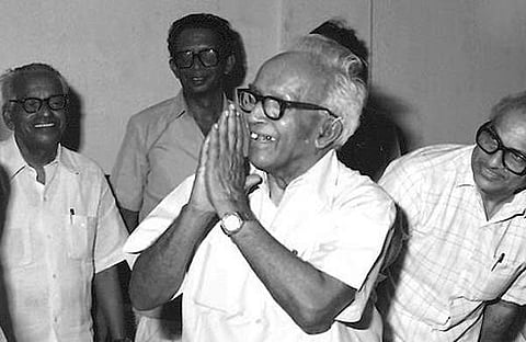 ഇംഎംഎസ്, ഫയല് ചിത്രം