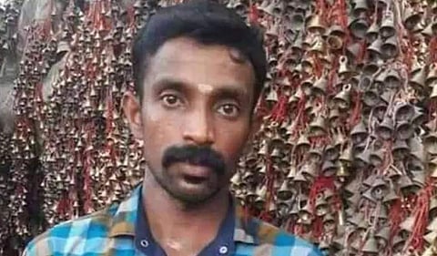 മരിച്ച അരുണ്