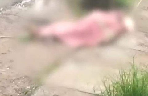 ലോറിയിൽ കെട്ടിയ കയർ കുടുങ്ങി കാൽനട യാത്രക്കാരൻ മരിച്ചു/ ടെലിവിഷൻ സ്ക്രീൻഷോട്ട്