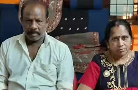 കൃഷ്ണന് ആചാരി, വസന്തകുമാരി/ സ്ക്രീൻഷോട്ട്
