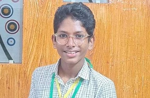 ആരോൺ