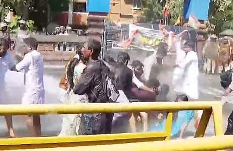യൂത്ത് കോണ്ഗ്രസ് മാര്ച്ച്/ ഫോട്ടോ: വീഡിയോ സ്ക്രീന്ഷോട്ട്