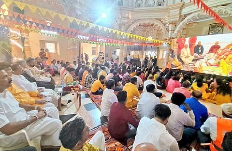 മുരളീധരൻ ഉഗാണ്ടയിൽ പ്രാണപ്രതിഷ്ഠാചടങ്ങ് കാണുന്നു/ എഎൻഐ