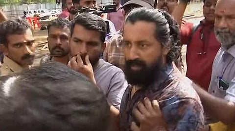 തൃശൂരില് ബിജെപി-യൂത്ത് കോണ്ഗ്രസ് പ്രവര്ത്തകര് തമ്മിലുണ്ടായ സംഘര്ഷത്തിന്റെ ടെലിവിഷന് ദൃശ്യം