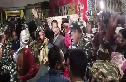 ശങ്കര് ആധ്യയെ അറസ്റ്റ് ചെയ്യുമ്പോള്/ ഫോട്ടോ: എഎന്ഐ