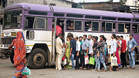 ST Bus