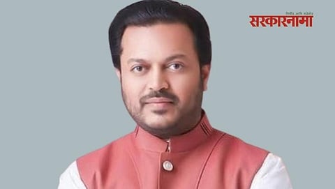 r Amit Deshmukh