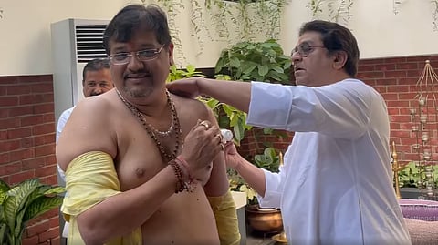 Raj Thackeray - Manoj Chavan 