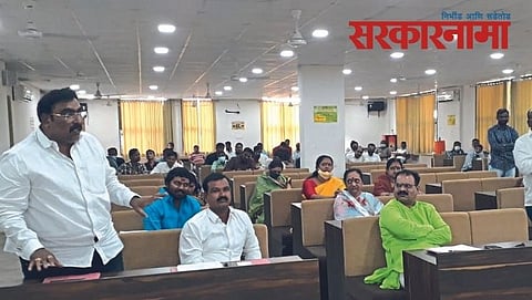 Dhule corporation meeting