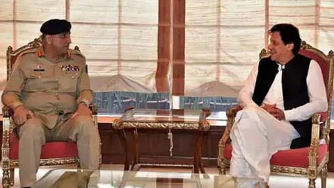 kamar bajwa, imran khan