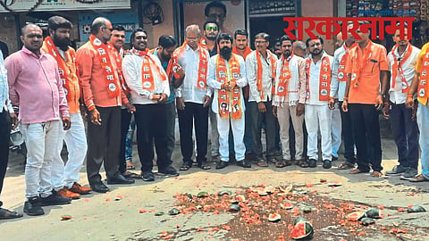 Shivsena Agitation at Shirpur