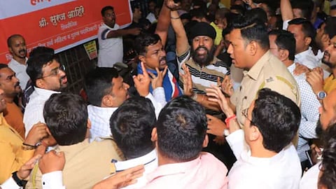Thackeray Shinde Clash