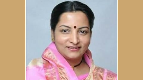 Komal Dhoble