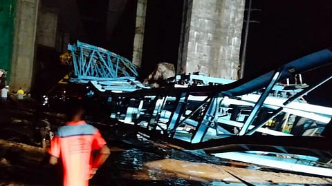 Samruddhi Highway Crane Collapses