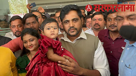 Ganpat Gaikwad, Mahesh Gaikwad