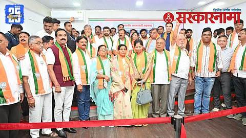 Janshakti Aghadi leaders join BJP in Karad city under MLA Dr. Atul Bhosale’s leadership, altering local political equations.