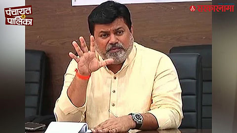 Shiv Sena minister Uday Samant addressing the media in Pune during municipal election campaign, commenting on alliance dynamics and indirectly targeting Ajit Pawar and rival parties.