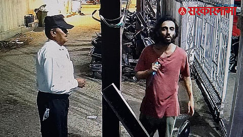 Mumbai Lone Wolf Attack Two Guards Injured