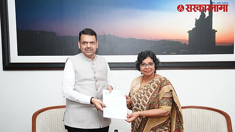 NCW Chairperson Vijaya Rahatkar submits the detailed inquiry report on the Nashik TCS conversion case to Maharashtra Chief Minister Devendra Fadnavis