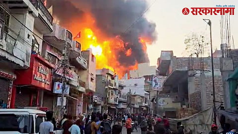 Delhi hotel fire kills 21 people