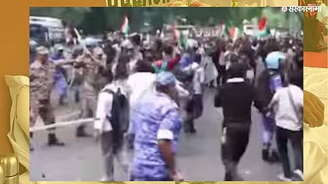 Jantar Mantar protesters face police lathi charge