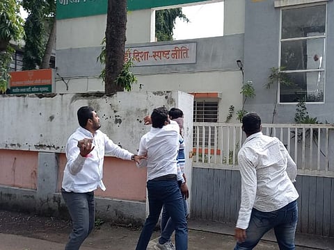 BJP Stone pelting
